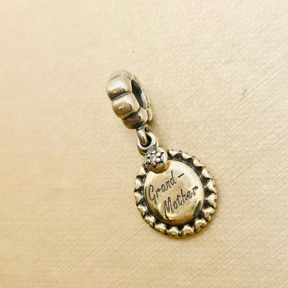 EUC Pandora 791128CZ Sterling Silver Grandmother Family Dangle Bead w/ Zirconia - Picture 3 of 6